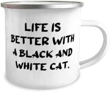 החיים טובים יותר עם חתול שחור ולבן. ספל קמפר 12 עוז, חתול שחור ולבן נוכח מחברים, מגניב לאוהבי חתולים, צעצועי חתולים,